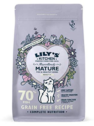 Lily's Kitchen Made with Natural Ingredients Mature Dry Cat Food White Fish with Turkey & Trout GrainFree Recipe 4 x 800g