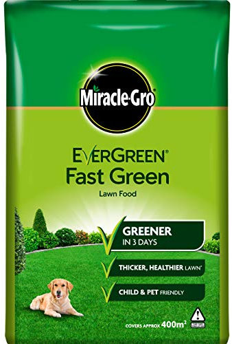 Miracle-Gro Fast Green Lawn Food, 14 kg Bag Spreader - 400 sq m Coverage (Child and Pet Friendly), Extreme Green
