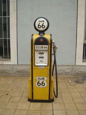 Kunibert Tank Colonna Benzina, Altezza 155 cm