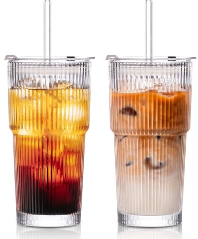 SoulTimes 600 ml Glasbecher mit Deckel und Strohhalm, Gerippte trinkbecher für Iced Coffee, Smoothies, Saft & Kaltgetränke, Elegantes Trinkgeschirr für Zuhause & unterwegs 【2er Set】