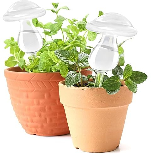 E-feilai Hight-Class Texture Mushroom Plant Waterer for Gift, Automatic Irrigation Device for Vacations,Glass Watering Globe,Plant Self-Watering Stakes Spikes for Indoor Outdoor Plants (2pcs, Clear)