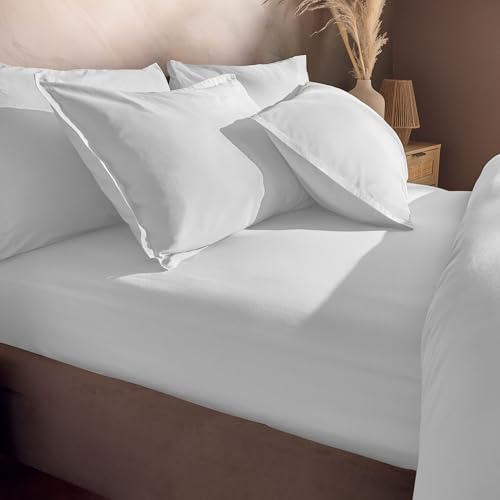 Silentnight Washed Cotton Rich Fitted Sheet - Soft Stylish Linen-Look Comfortable Bottom Sheet - Deep Fit with Elasticated Corners - Breathable Fabric Machine Washable, Double Bed Mattress, White