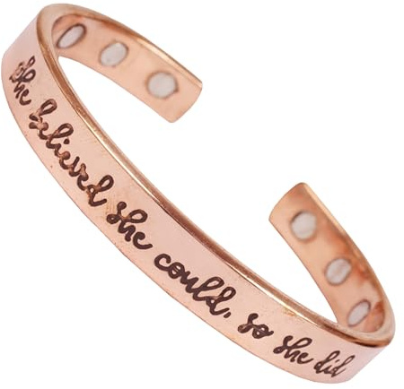 Touchstone Inspirerande koppargraverade magnetiska armband för tonårsflickor/kvinnor personliga smycken presenter till bästa vän/mamma/dotter/syster - justerbart armband i ett, 2.5 inches, Koppar och