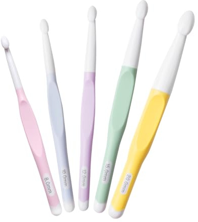 TQIOQIY 5-Piece Jumbo Crochet Hooks Set - Large Crochet Needles for Chunky Yarn, Ergonomic Rubber Handle Anti-Slip Crochet Hooks, Perfect for Blankets, Shawls, Carpets DIY Crafts