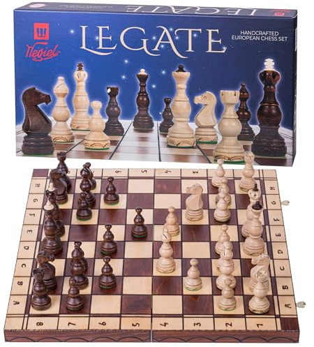 Schack LEGATE + 2 x extra Drottning - Presentförpackning - Schackspel 48 x 48 cm - Schackfigurer och schackbräde av trä