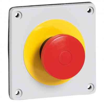 Legrand 057740 P17 Plaque Équipée D'un Bouton D'arrêt D'urgence Osmoz Ip66 pour Coffret à Fixer sur Plastron Pré-percé