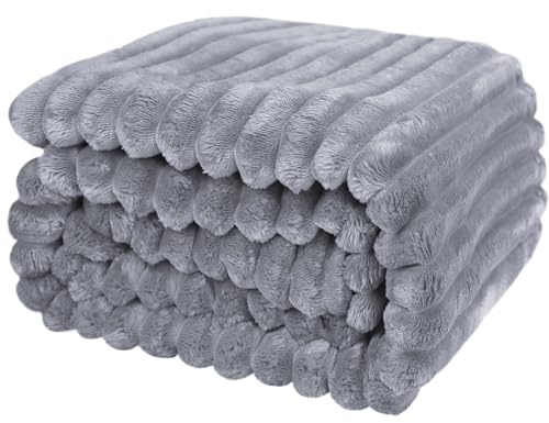 KEAYOO Plaid Polaire Doux et Moelleux, Couverture Chaude pour Canapé et Lit, Jeté de Canapé, Couvre-lit Léger pour Chambre et Salon, Couverture Cocooning pour Femme (Gris, 200x230cm)