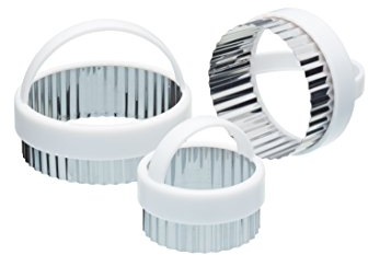 KC BLUE KitchenCraft - Emporte-Pièces Ondulés, Acier Inoxydable, Poignée en Plastique, Lot de 3