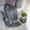 Linen & Cotton Decke Merino Wolldecke Wohndecke Kuscheldecke Brooklyn mit Fischgrätenmuster- 100% Weicher Merinowolle, Grau (140x 200 cm) Sofadecke Tagesdecke Überwurf Decke Plaid Schurwolle Lammwolle