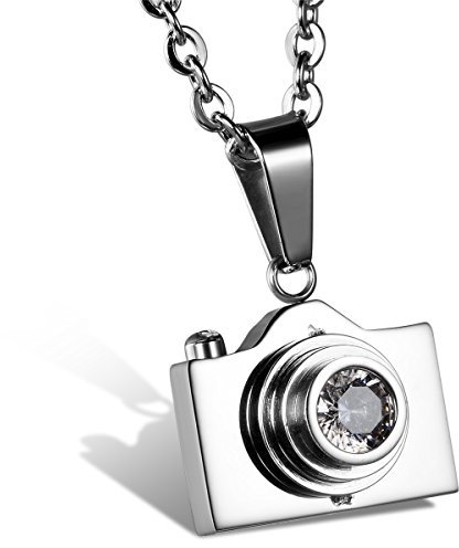 JewelryWe Unisex Men's New Stainless Steel Camera Photographer Pendant Necklace Silver with 22 inch Chain (in Gift Bag)