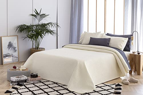 Todocama – Colcha boutí Fina con diseño de Rombos, para Primavera, Verano, otoño e Invierno. 100% Microfibra Extra Suave. Colcha Cubre Cama Multiusos. Cama 120/135-230x260cm Beige