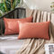 MIULEE 2er Set Wasserdicht Kissenbezug Outdoor Sofakissen Dekokissen Modern Kissenbezüge Dekorativ Kissenhülle Deko aus Polyster Leinen-Optik für Garten Sofa Wohnzimmer Bett 30x50 cm Koralle