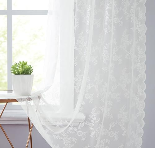 Vita spets genomskinliga gardiner för sovrum 140 x 137 cm bondgård fransk blommig ros spetsgardin paneler hållbar blomma broderad fönsterbehandling draperier för vardagsrum sovrum semester, set med 2