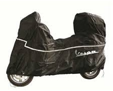 Vespa 605291M002 Abdeckplane mit Logo Primavera, Sprint, ET, LX, S, PX Schwarz