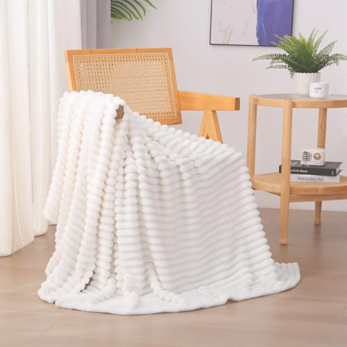 Linecooo - Coperta in pile di flanella bianca crema 127 x 152 cm per divano, letto, super soffice e accogliente in microfibra con design a righe, leggera per adulti, donna, ragazze