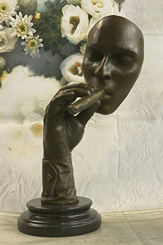 Bronze Sculpture Havana Man Smoking Cigar Hot Cast Figurine Figure Bar Decor Art