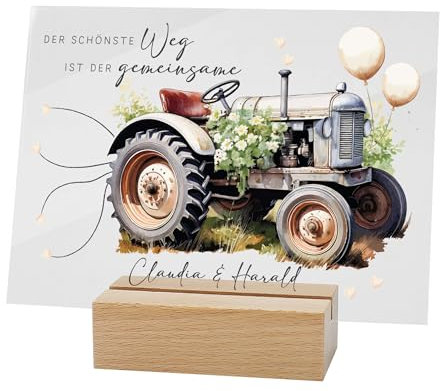 Herz & Heim® Personalisierbares Acrylbild zur Hochzeit – Geldgeschenk mit Namen – Verschiedene Motive – Hochzeitsgeschenk mit Holzständer (Traktor)