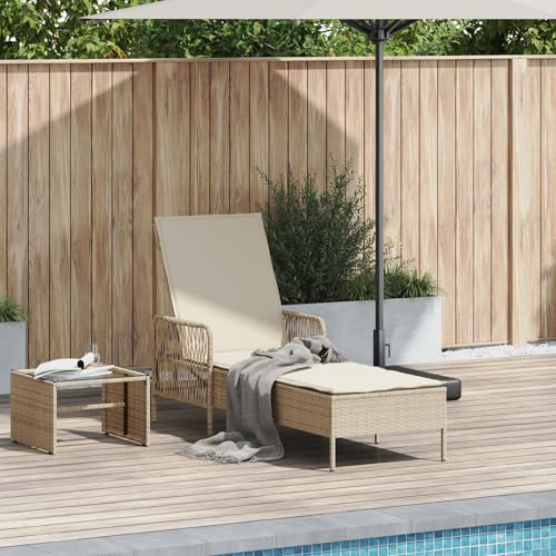 SKTQYQO Lettino Prendisole Regolabile in Rattan PE Beige e Bianco Panna 157 x 55 x 92 cm con Schienale A Tre Posizioni e Design Pieghevole per Esterno, Giardino, Balcone o Patio,