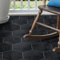 Neukids 30 Stück Selbstklebend Schwarze Holzmaserung Bodenfliesen, PVC Bodenbelag Selbstklebend, Küche Bad Selbstklebende Vinylboden, Schlafzimmer Wohnzimmer Balkon Büro DIY-Bodenbelage Sechseck