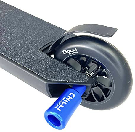 Chilli Barrel Stunt Scooter Pegs Tret Roller Grind barre con assi + adesivo Fantic26 (blu)