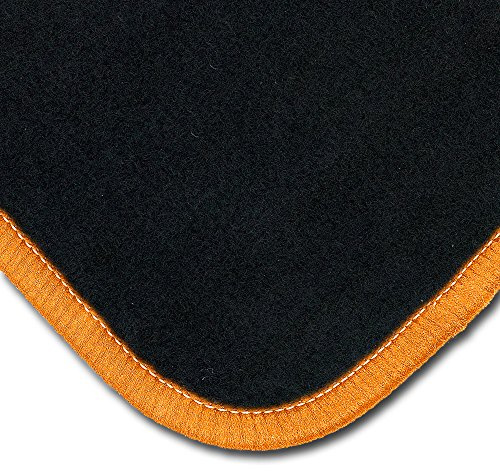 Autofußmatte schwarz mit Kettelung/Randfarbe orange für Opel Corsa F Baujahr ab 2019 Kombilimousine | mit Druckknopf Befestigung in der Fahrerseite