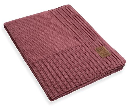 KNIT FACTORY - Uni Gestrickte Decke - Wohndecke - Kuscheldecke - Gestrickte Sofadecke - Plaid aus Wolle - Wolldecke - Stone Red - 160x130 cm