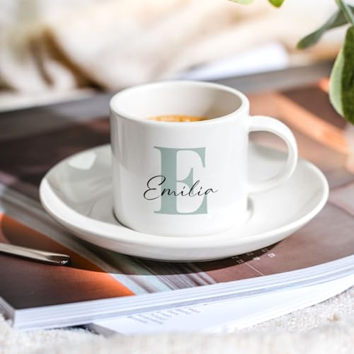 Firebox Personalisierbare Espresso Tasse aus Keramik mit Monogramm und Wunschtext – Individuelle Mokkatasse mit Unterteller – Kleine Kaffeetasse als Geschenk für Genießer