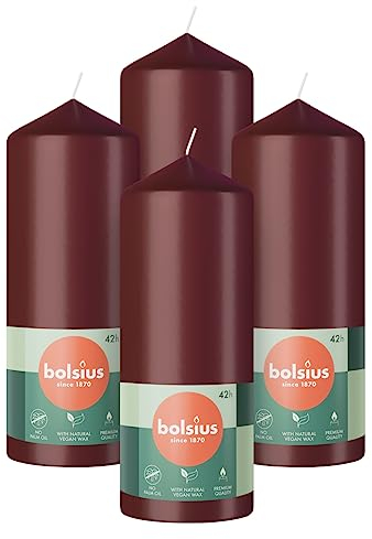 Bolsius Glatte Stumpenkerzen - Bordeauxrot - 4 Stück - 15 x 6 cm - Dekorative Haushaltkerzen - Länge Brenndauer 42 Stunden - Unparfümierte - Enthält Natürliches Pflanzenwachs - Ohne Palmöl