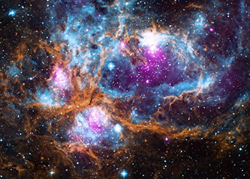 Displate Offiziell NASA MetallPoster Magnetische Befestigung Inklusive Lizenziert Bilder Hochwertiges Poster Cosmic Winter Wonderland Poster 45 cm x 32 cm