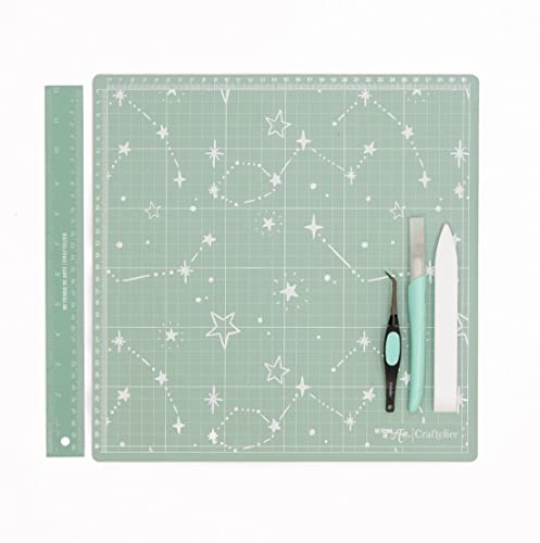 Craftelier - Kit Básico de Iniciación al Scrapbooking y Manualidades | Incluye Base de Corte a Doble Cara, Regla Metálica 30 cm, Bisturí de Precisión, Plegadera de Teflón y Pinzas de Precisión