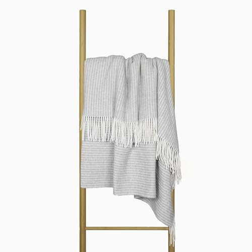 Nostra Andora Merino-Woll- und Kaschmirdecke – Weiche, atmungsaktive und leichte Elegante Überwurfdecke für Sofa und Außenbereich, temperaturregulierendes Design mit Fransen (Hellgrau)