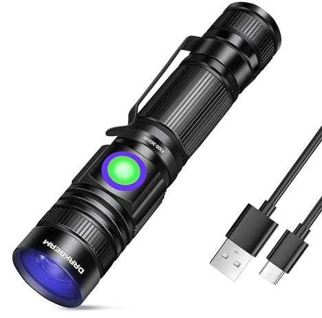 DARKBEAM Torcia UV Ricaricabile 365 nm – Mini Torcia Ultravioletta Lampada di Wood LED - per il rilevamento di urina di animali domestici, polimerizzazione della resina, macchie, minerali, denaro