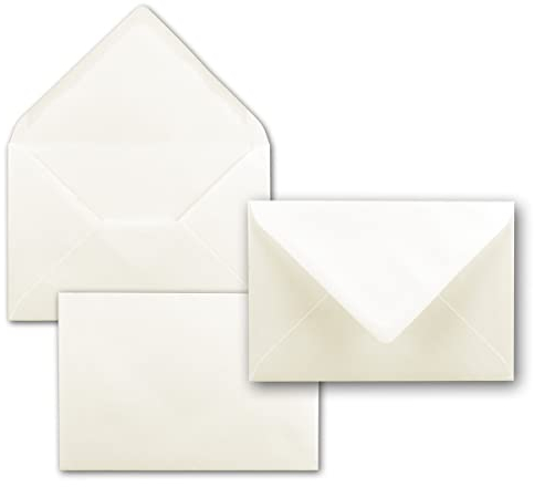 Briefumschläge in Creme - 100 Stück - Kuverts in DIN B6 Format 125 x 185 mm - 120 Gramm pro m² - Größer als DIN B6 für besonders dicke Faltkarten - Nassklebung - ideal für Weihnachten und Einladungen
