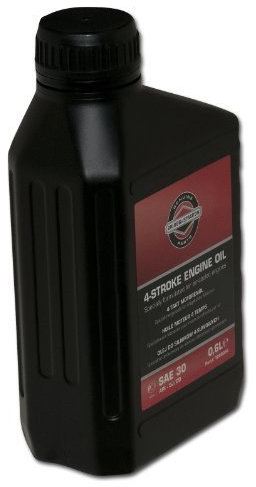 Briggs & Stratton 4-stroke Engine Oil. 600ml. by Briggs & Stratton