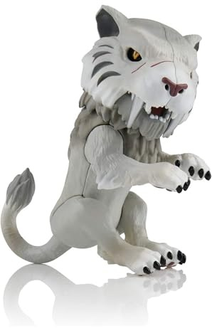 Fingerlings Untamed Tiger Sabre Tooth Silvertooth