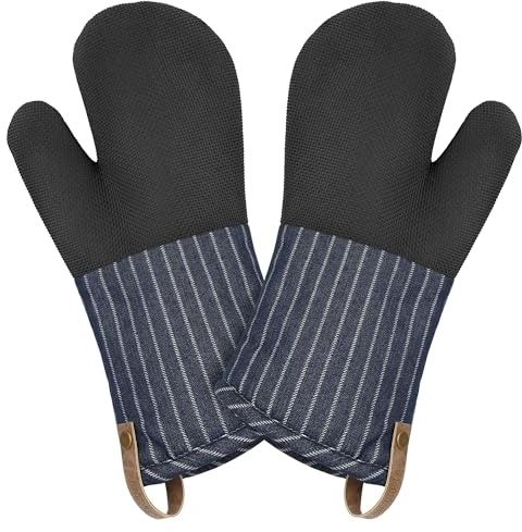Cuisinart Heritage Kitchen Oven Mitts – Heat-Resistant Kitchen Mitts for Oven with Non-Slip Neoprene Palm, Long Cuff, and Cotton Filling – Durable Oven Gloves for Cooking, Baking, & Grilling