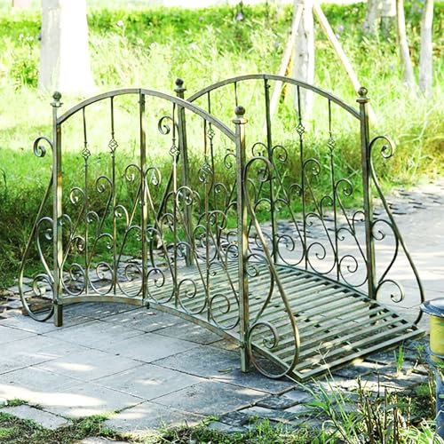 Pont de jardin en métal rétro de 5 pieds, pont d'étang extérieur avec garde-corps de sécurité, assemblage facile, pour arrière-cour, ruisseau, pelouse, ruisseau, étang à poissons, assemblage facile