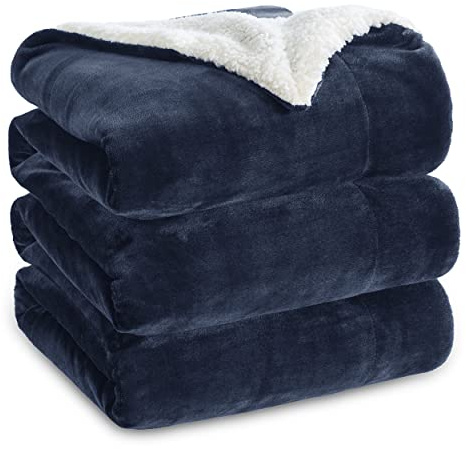 BEDSURE Kuscheldecke - Warm Sherpa Wolldecke & Sofadecke, Flauschig Sofaüberwurf Decke, Dicke Couchdecke, Fleecedecke, Flauschige Wohndecke für Couch, Marine Blau, 220x240 cm, XXL