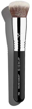 Sigma Beauty F82 Round Kabuki Brush – Dicht gebundener Make-up-Pinsel mit abgerundetem Kopf zum Verblenden von Mineralprodukten auf der Haut