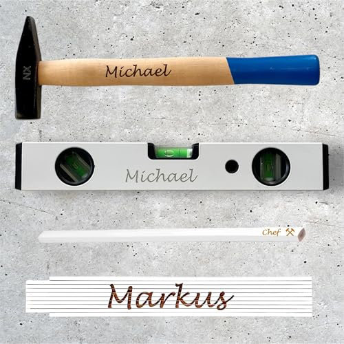 Geschenk Set personalisiert Hammer 200g + Zollstock + Wasserwaage + Bleistift | mit Name | Gravur Handwerker Bauherr Vatertag Papa Opa Mann Heimwerker Weihnachten Geschenkset Männer