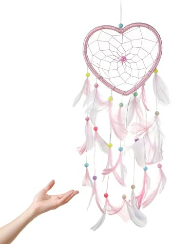 LINTRA Rosa Handgemachter Traumfänger, Herzförmiges Traumfänger Deko, Traumfängers Makramee mit Federschmuck und Perlen Dekor, für Eingangsbereich, Wohnraum Schlafzimmer