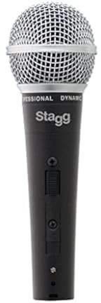 Micrófono dinámico profesional, de la marca Stagg