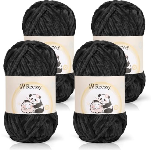 Reessy Chenille Yarn 400g(4×100g), Super Soft Chunky Wool for Crochet-Black | Thick Velvet Chenille Wool for Knitting 100g balls, Chunky Crochet Yarn for Crochet Blanket, Amigurumi, Handbag, DIY Crafts