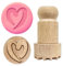OLYCRAFT Holzstempel 2.5cm Runder Stempel Mit Liebesherz Holzstempel Aus Ton Runder Holzstempel Natürlicher Holzstempel Runder Töpferstempel Kleiner Stempel Für Die Kartengestaltung Bastelarbeiten