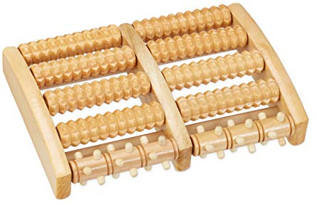 Relaxdays Fußmassageroller Holz, 10 Rollen, Noppen, Fußroller für beide Füße, Reflexzonen Fußmassage, Entspannung, natur, 5 x 27 x 20 cm