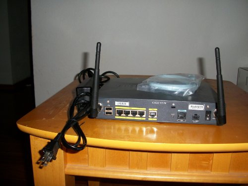 Cisco Int.Serv.871W-G-E-K9 - Router