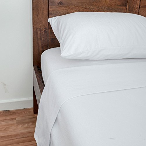 HOMESCAPES Flanell Bettlaken ohne Gummizug 229x254 cm, Baumwoll-Betttuch weiß, Flauschiges Bettlaken wärmend, Haustuch gebürstete Baumwolle