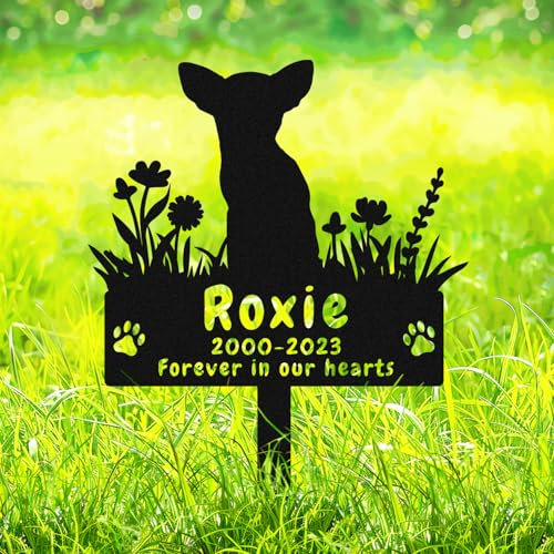 AdtHYUxq Personalized Chihuahua Dog Memorial Grave Marker, Custom Name Flower Dog Memorial Stake with Paws, Customized Metal Dog Memorial Grave Marker Garden Stake Pet Dog Remembrance Stake