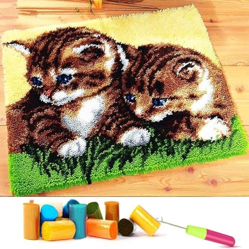 Kaxtde Latch Hook Rug Kits for Adults Beginner DIY Crochet Rug Making Kit with Printed Cat Pattern Canvas Yarn Carpet Embroidery Kit for Crafts Home Decor(50 x 36 cm)