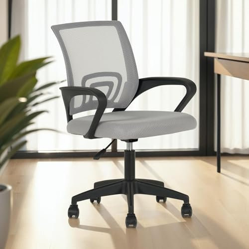 IDIMEX Silla giratoria Jake de altura regulable con reposabrazos en color gris. Silla de escritorio ergonómica con funda de malla transpirable. Silla giratoria con ruedas para suelos duros y blandos.